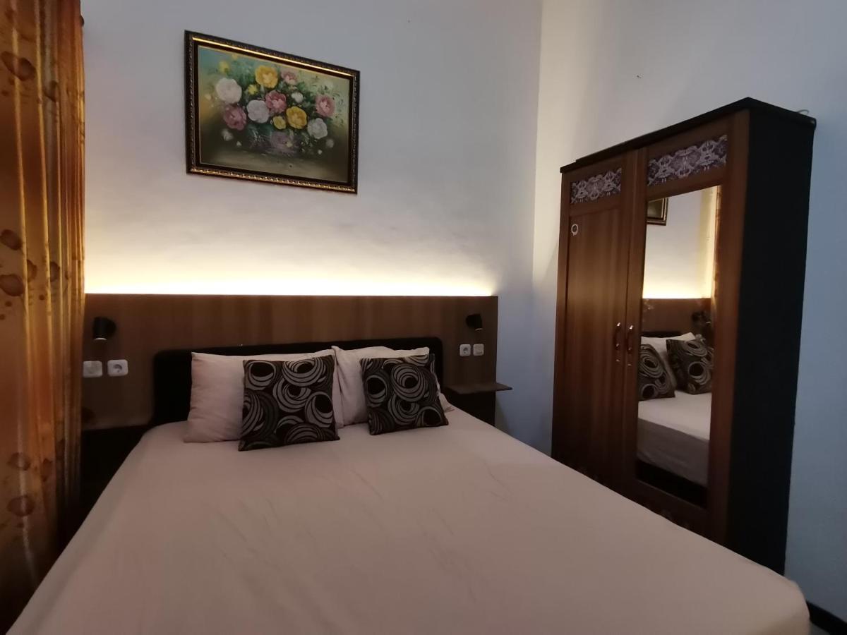 Villa Asri Batu  Esterno foto