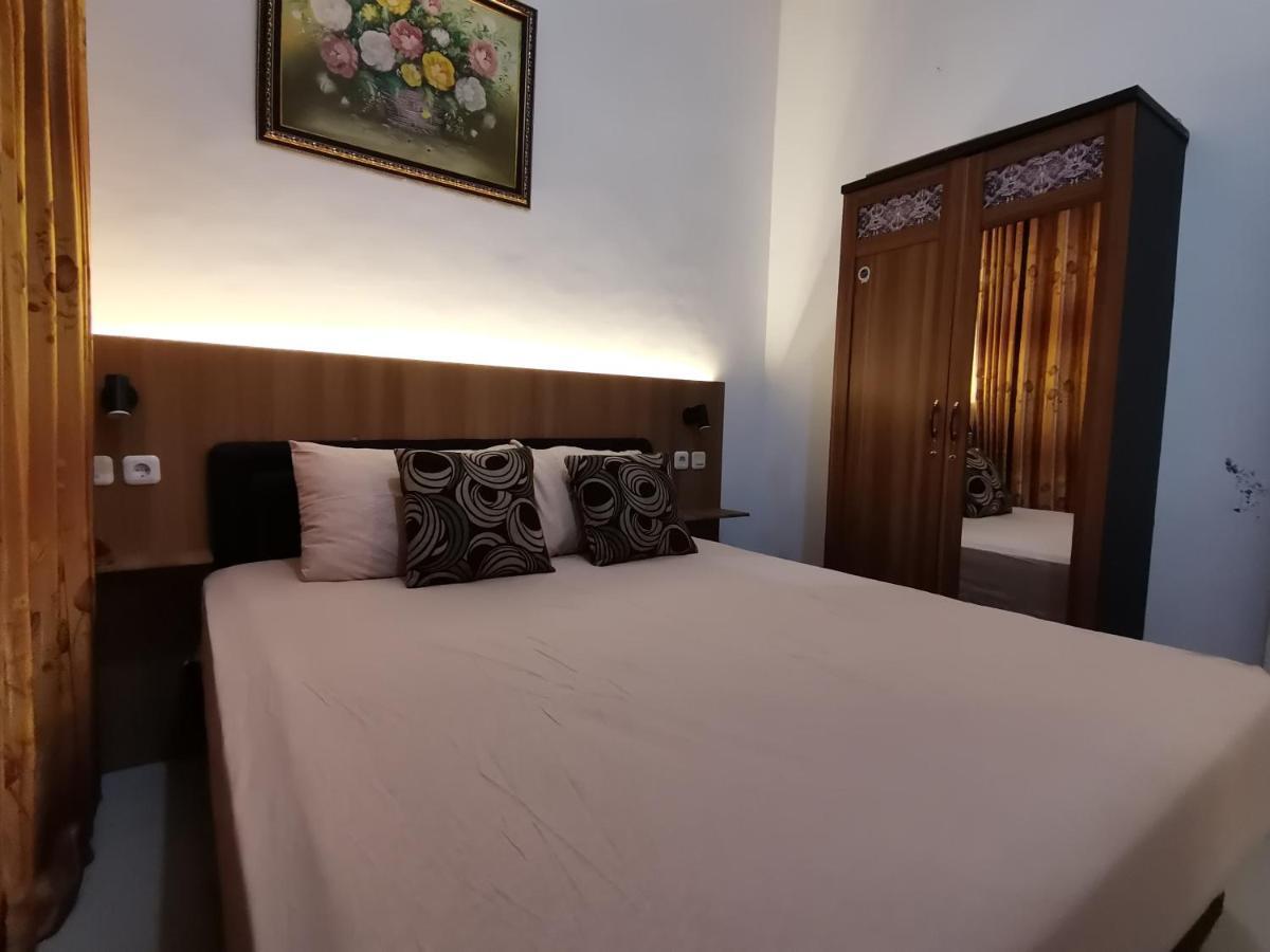 Villa Asri Batu  Esterno foto