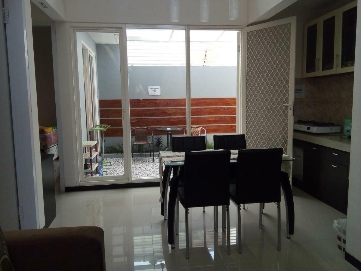 Villa Asri Batu  Esterno foto